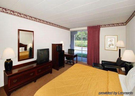 Quality Inn North Yellow Tavern Rum bild